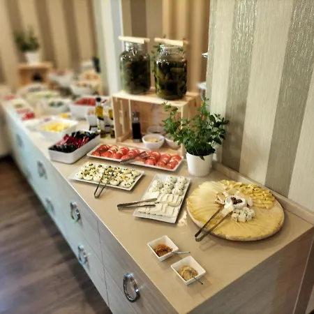 Aparthotel Citi Hotel's 4*