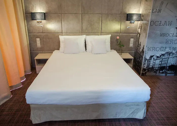 Citi Hotel's Ξενοδοχείο με διαμερίσματα Βρότσλαβ