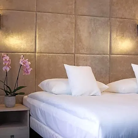 Апарт-отель Citi Hotel's 4*